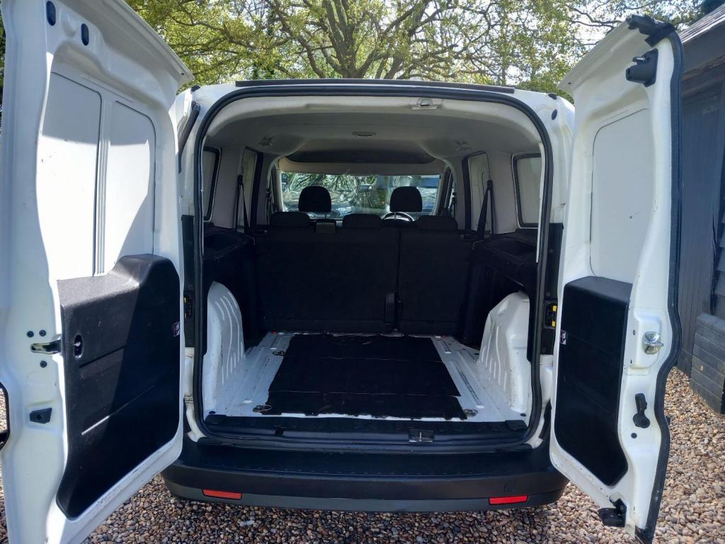 VAUXHALL COMBO