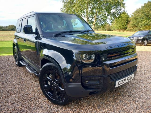 LAND ROVER DEFENDER 110 3.0 D300 MHEV HSE