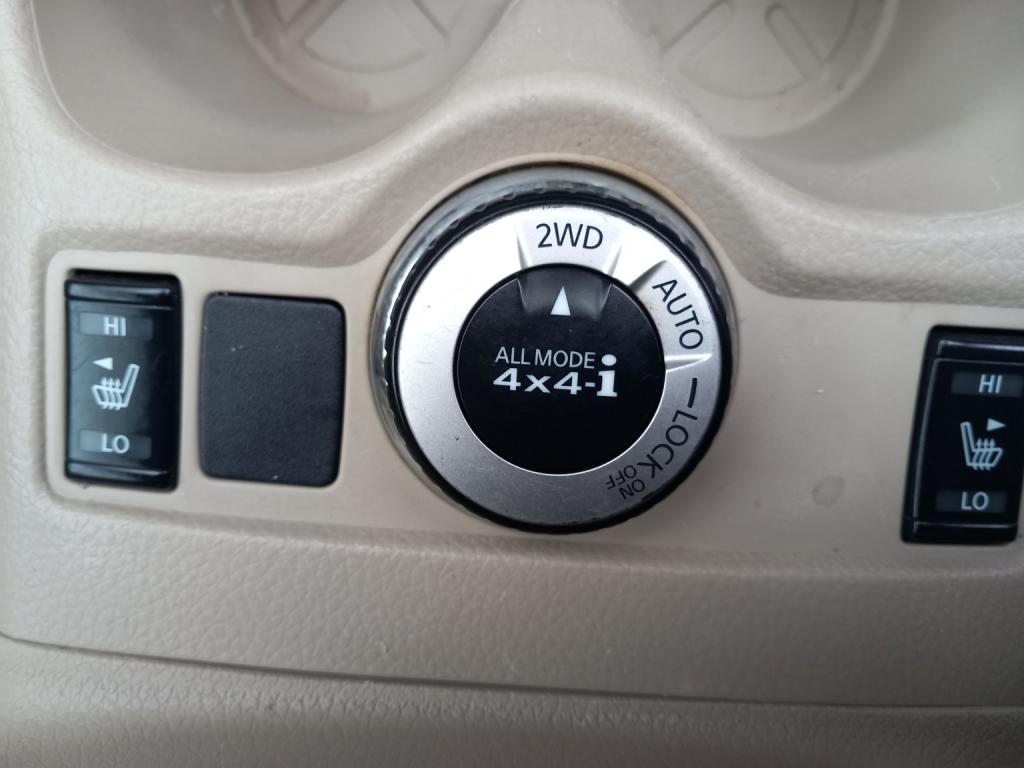 NISSAN X-TRAIL