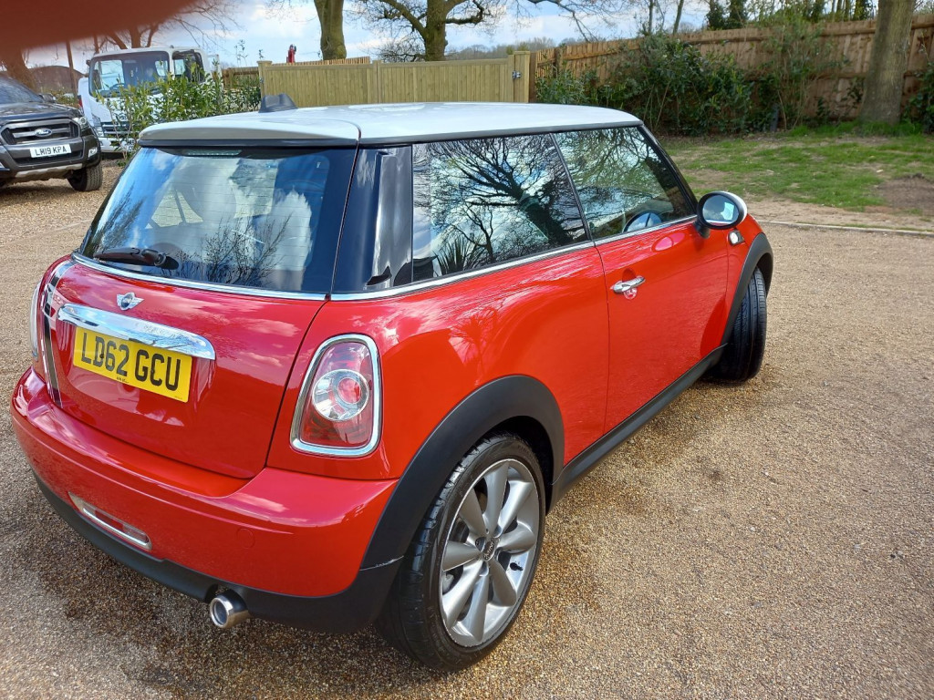 MINI HATCH COOPER