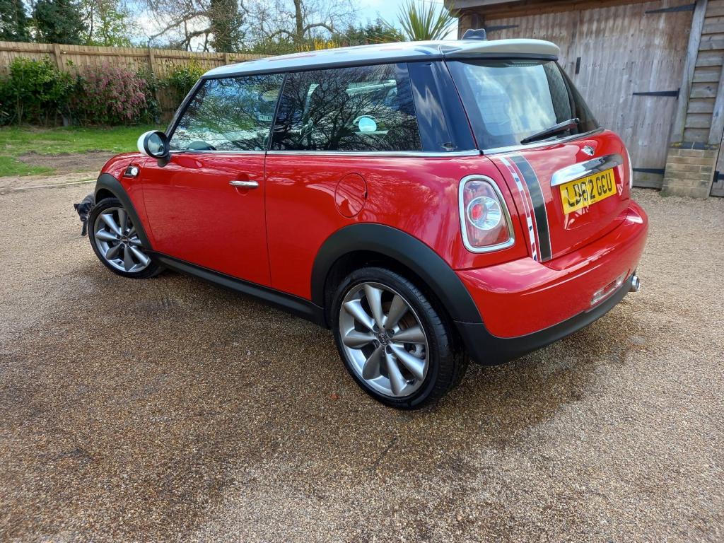 MINI HATCH COOPER