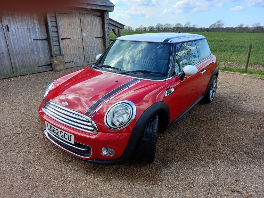 MINI HATCH COOPER