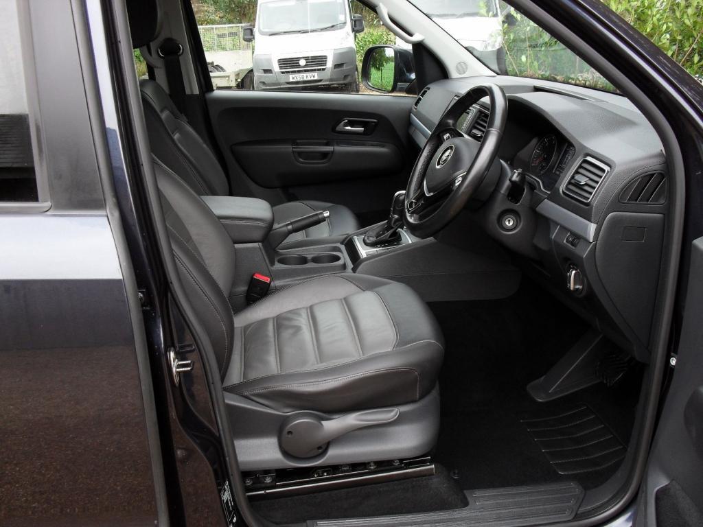VOLKSWAGEN AMAROK