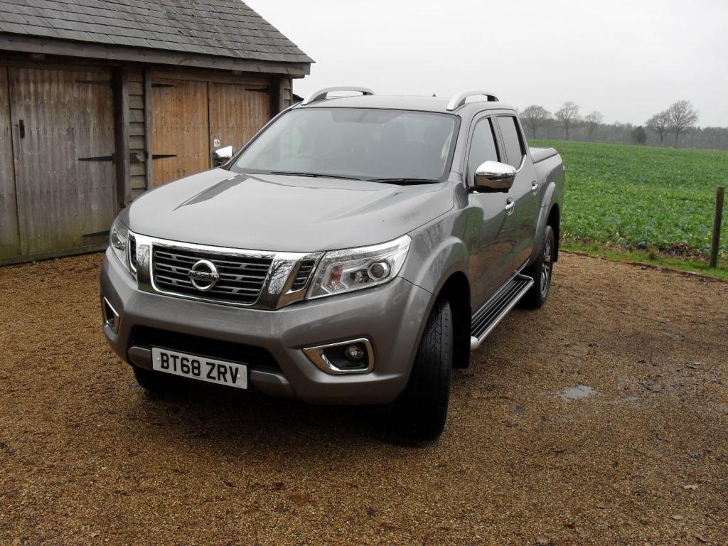 NISSAN NAVARA