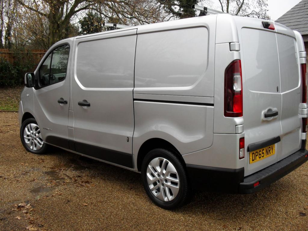 RENAULT TRAFIC