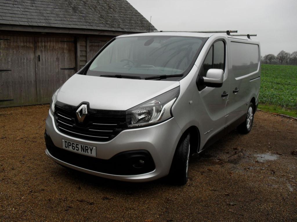 RENAULT TRAFIC
