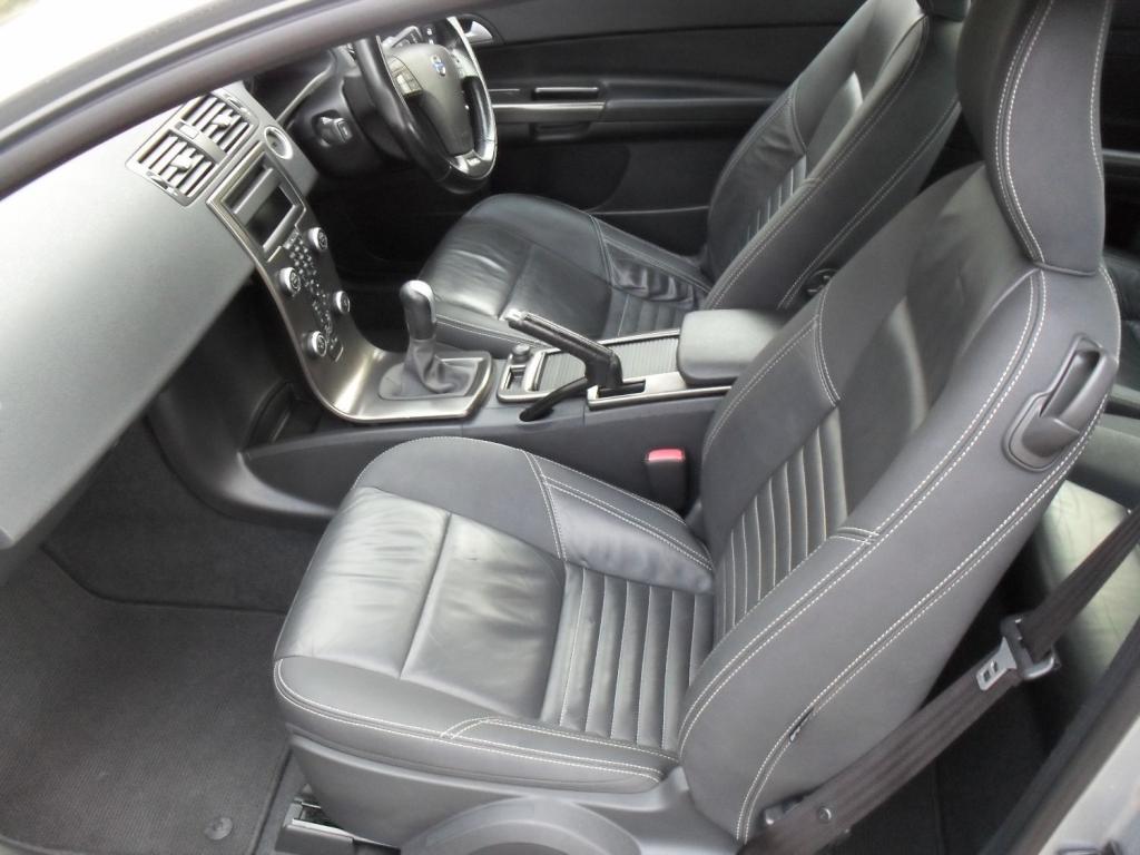 VOLVO C30