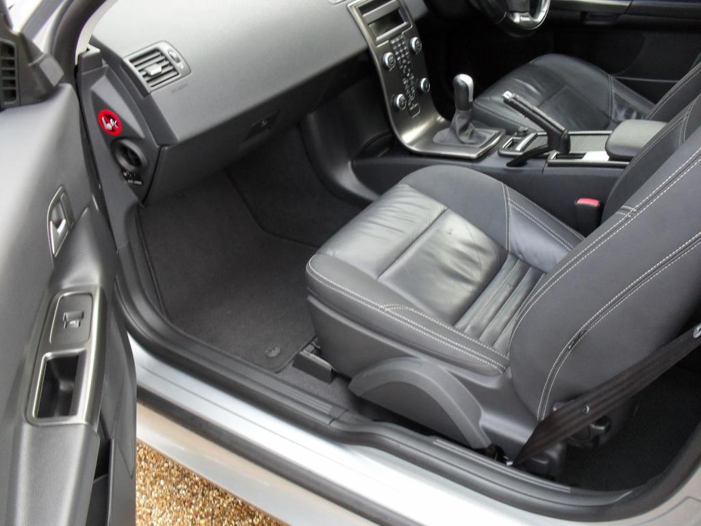 VOLVO C30