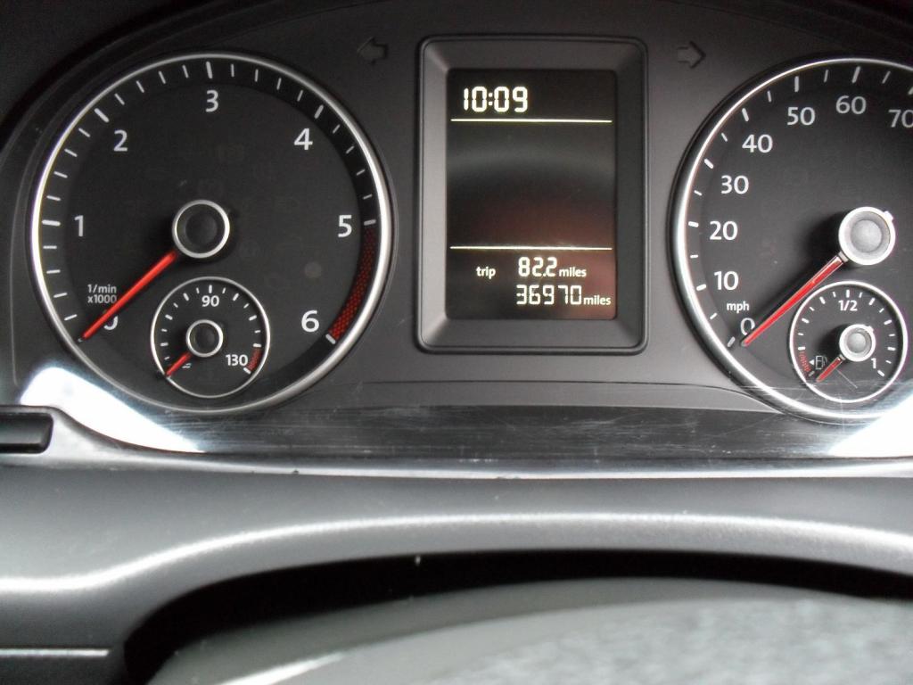 VOLKSWAGEN CADDY
