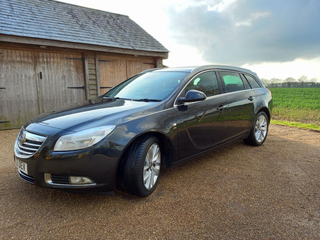 VAUXHALL INSIGNIA