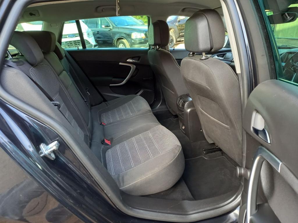 VAUXHALL INSIGNIA