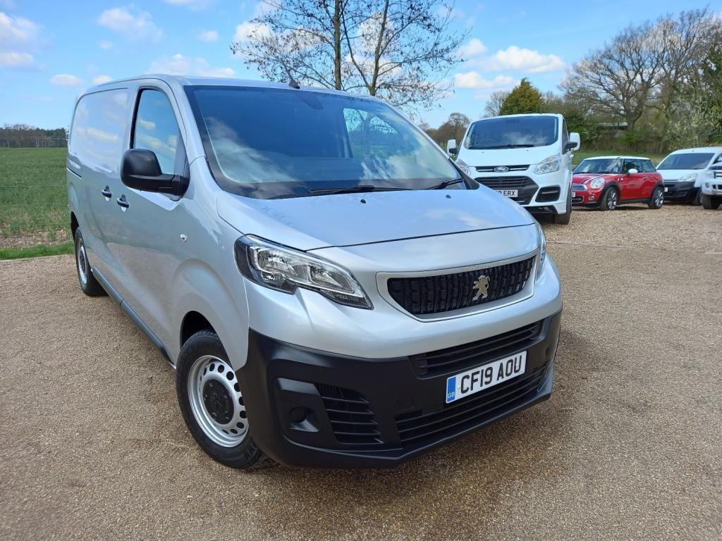 View PEUGEOT EXPERT BLUE HDI PROFESSIONAL STANDARD