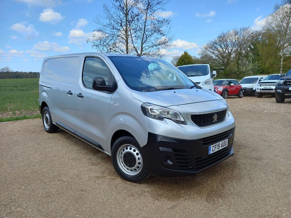 View PEUGEOT EXPERT BLUE HDI PROFESSIONAL STANDARD