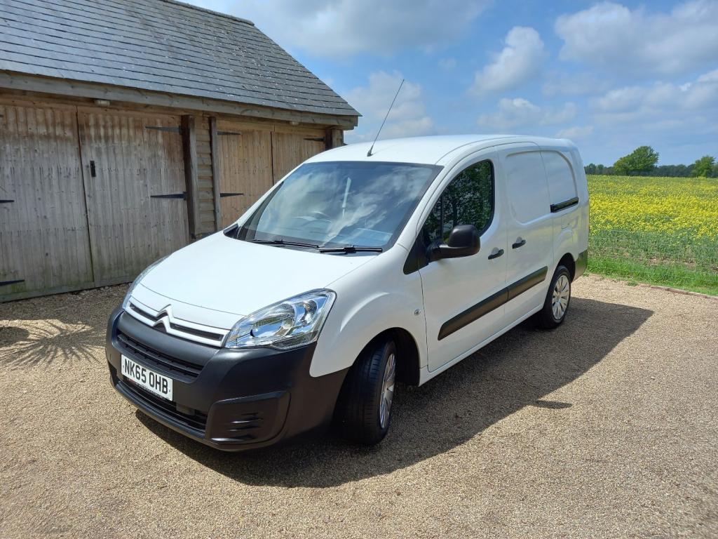 View CITROEN BERLINGO 725 X L2 HDI
