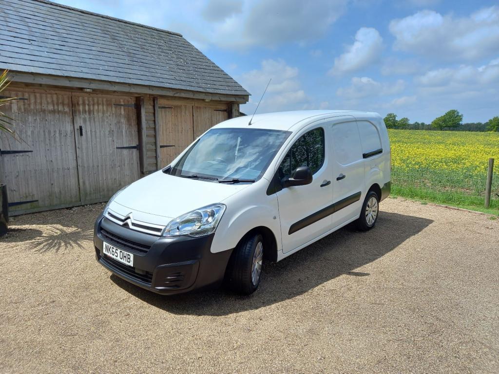 View CITROEN BERLINGO 725 X L2 HDI