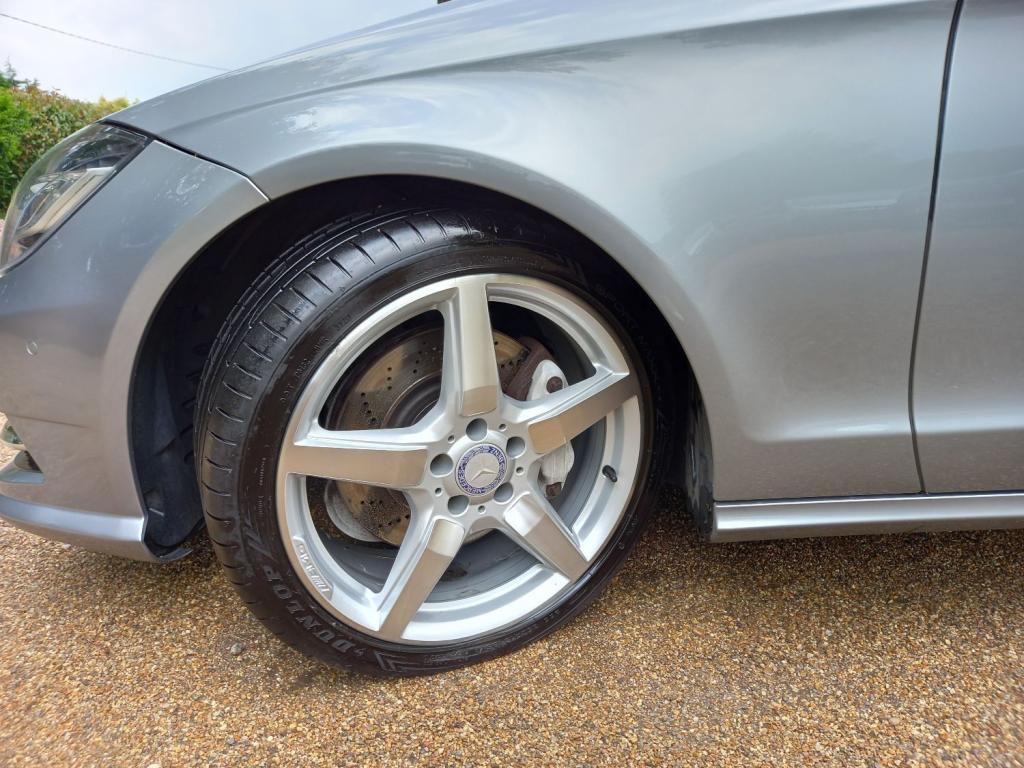 MERCEDES-BENZ CLS