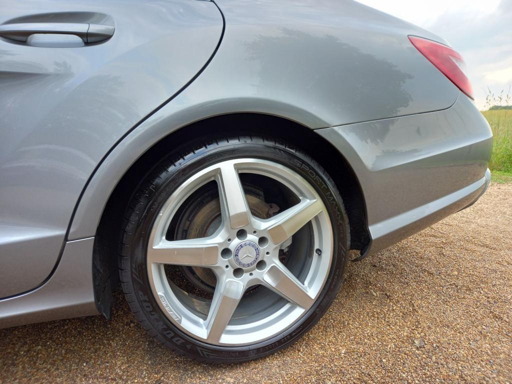 MERCEDES-BENZ CLS