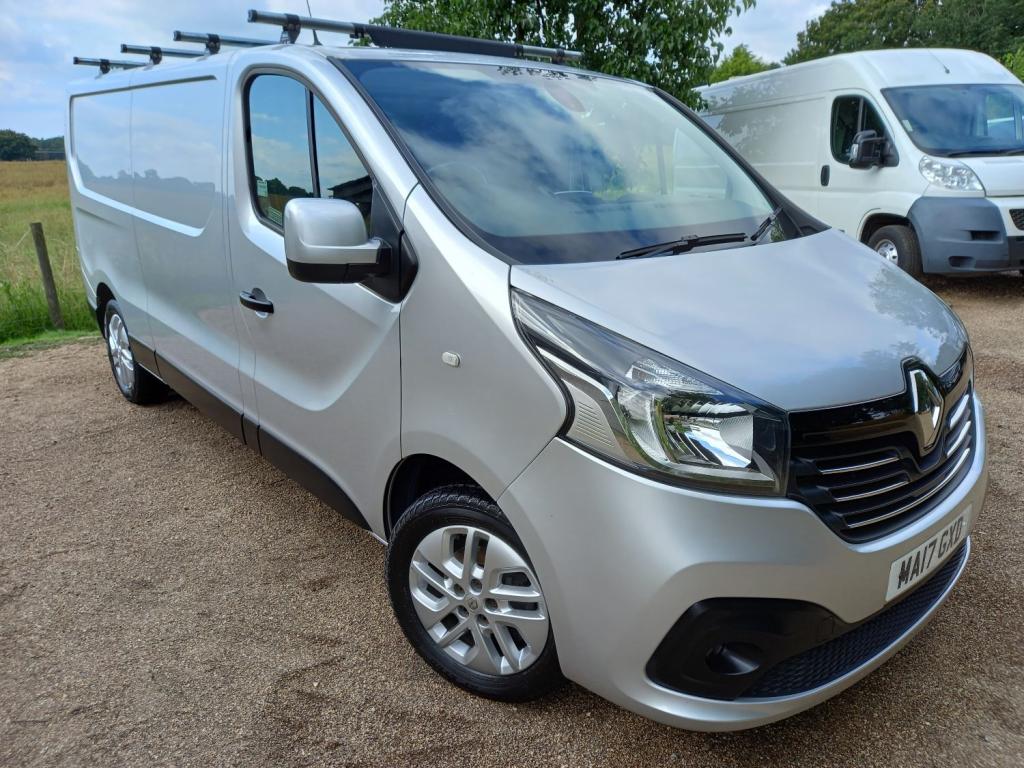View RENAULT TRAFIC LL29 SPORT NAV DCI