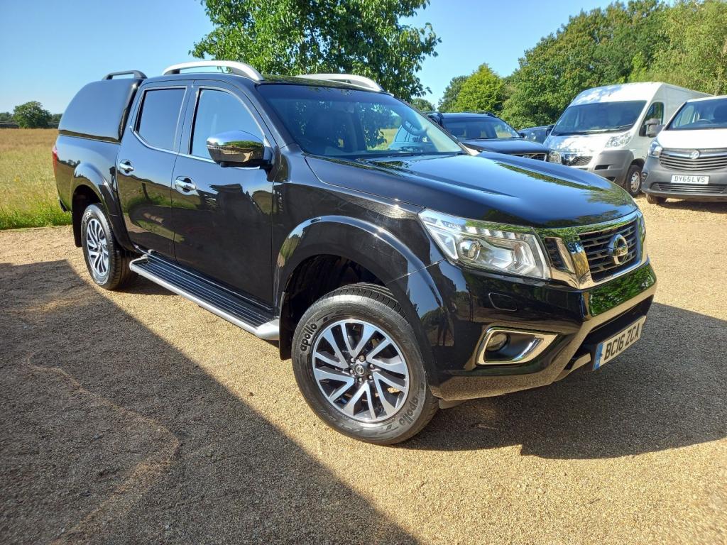View NISSAN NP300 DCI TEKNA 4X4 SHR DCB