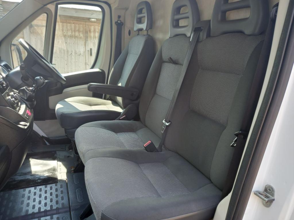PEUGEOT BOXER
