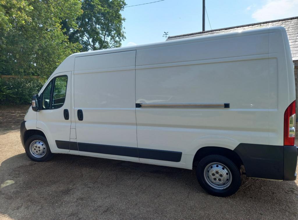 PEUGEOT BOXER