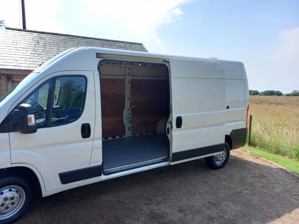 PEUGEOT BOXER