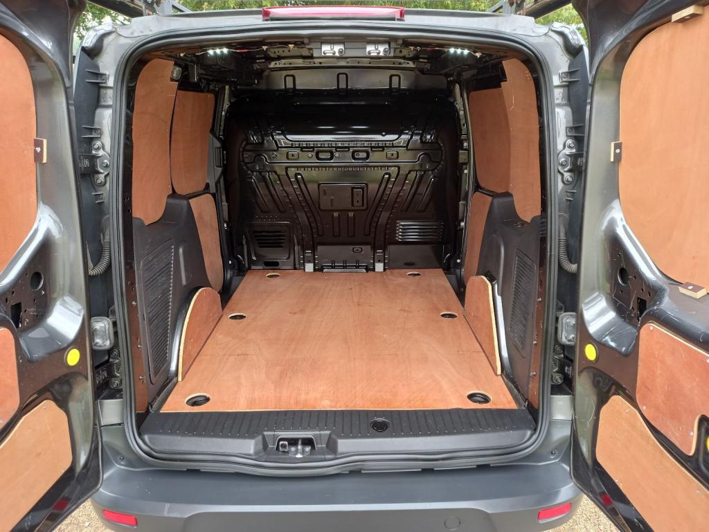 FORD TRANSIT CONNECT