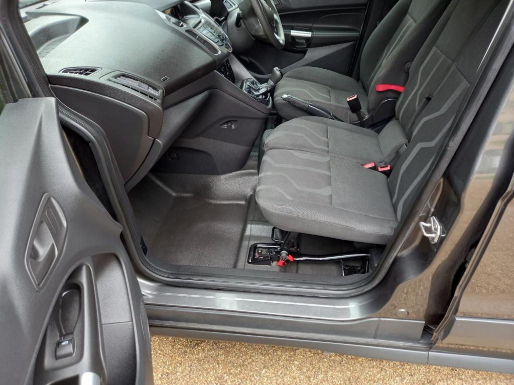 FORD TRANSIT CONNECT