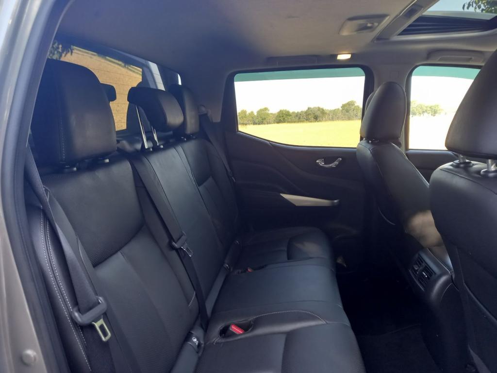 NISSAN NAVARA