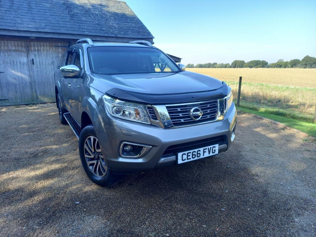 NISSAN NAVARA