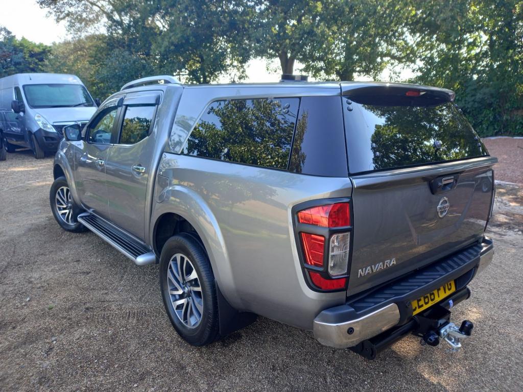 View NISSAN NAVARA DCI TEKNA 4X4 SHR DCB
