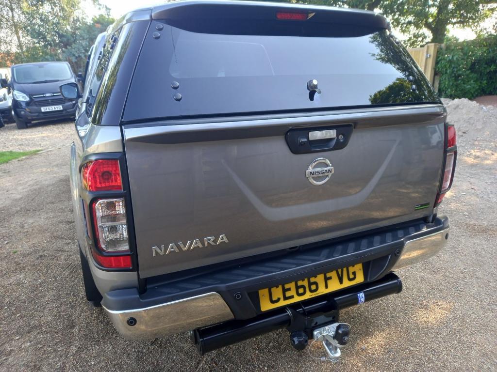 NISSAN NAVARA