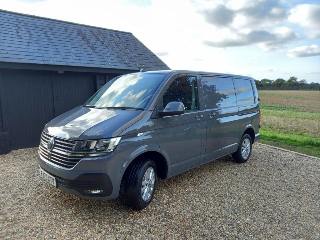 VOLKSWAGEN TRANSPORTER