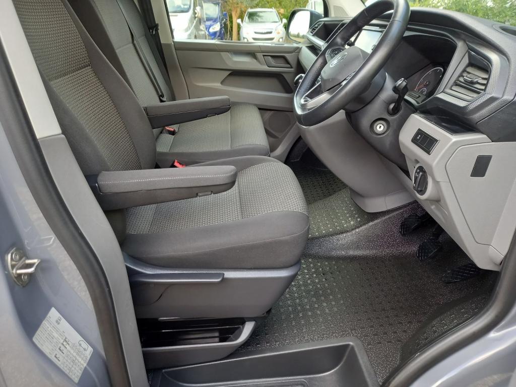 VOLKSWAGEN TRANSPORTER