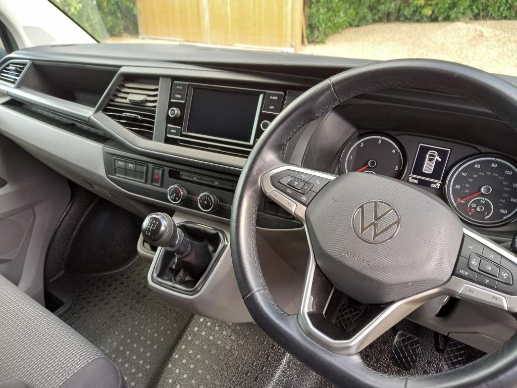 VOLKSWAGEN TRANSPORTER