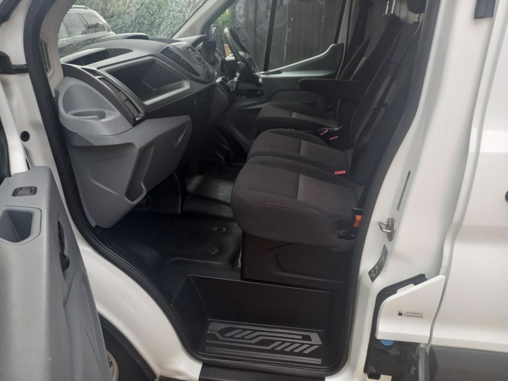 FORD TRANSIT