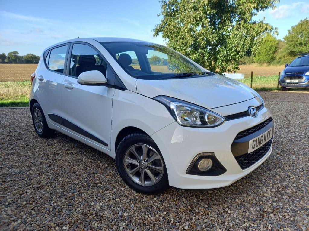 View HYUNDAI I10 PREMIUM