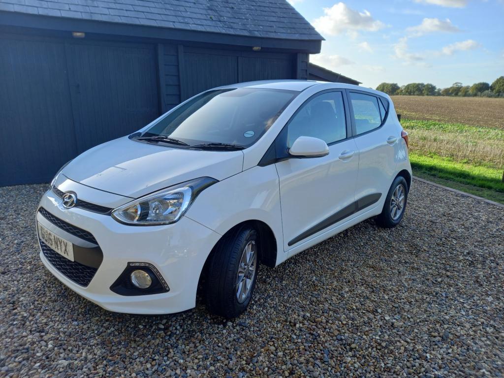 HYUNDAI I10