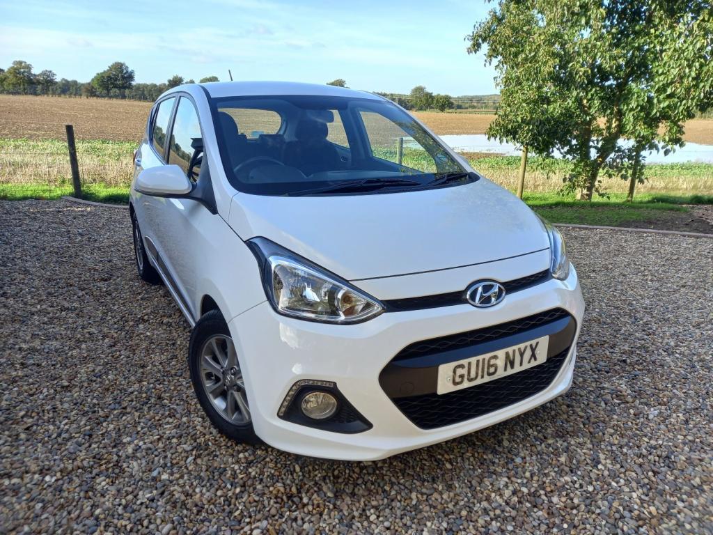View HYUNDAI I10 PREMIUM