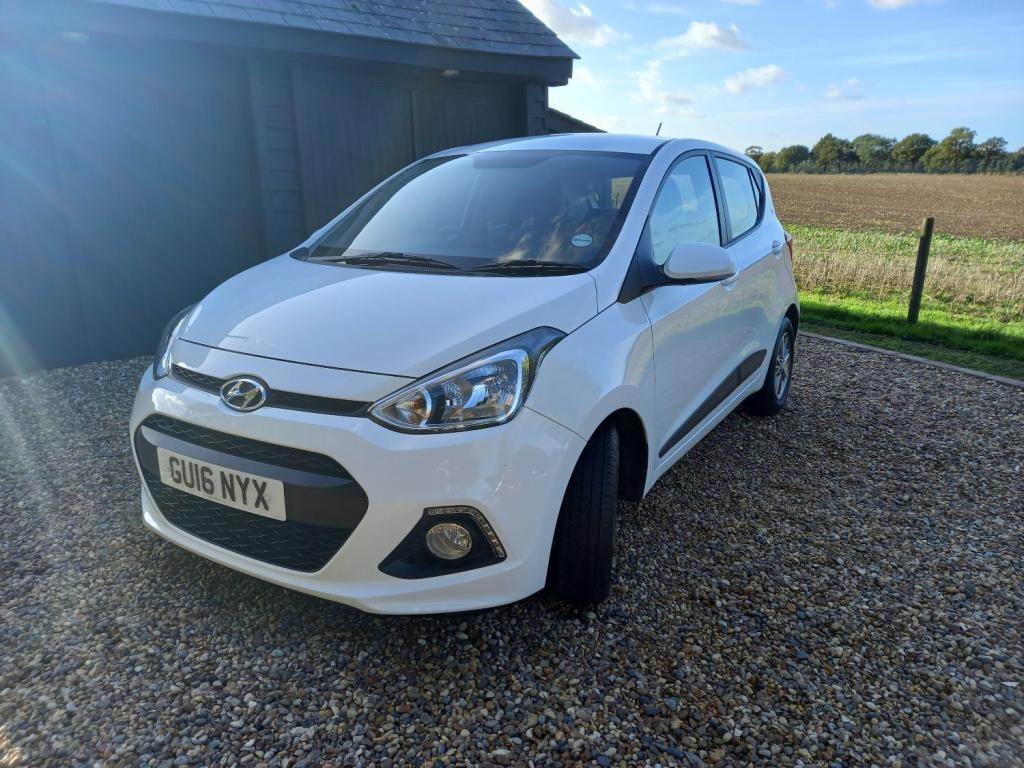 HYUNDAI I10