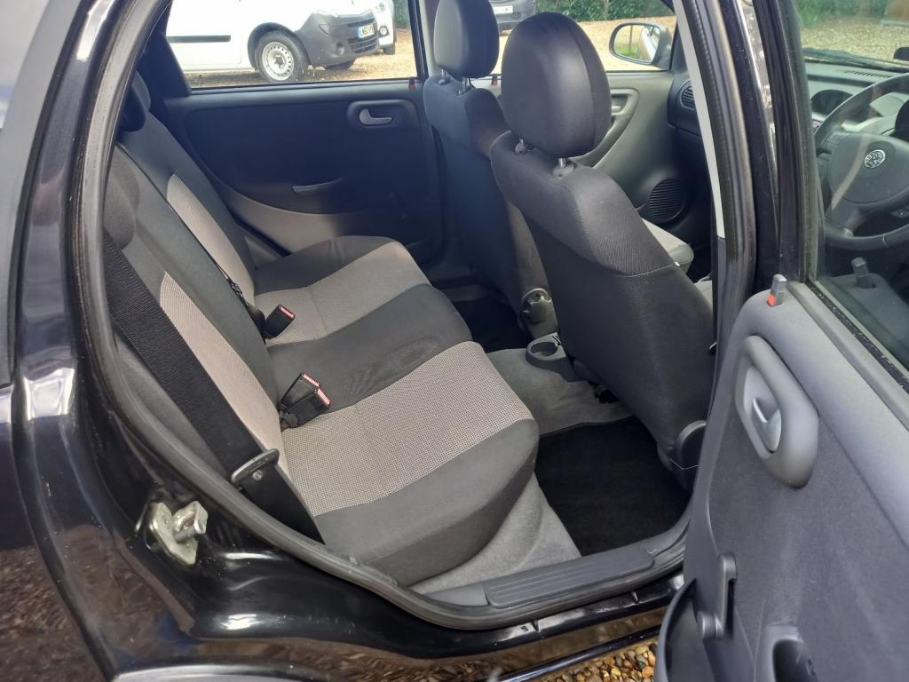 VAUXHALL CORSA