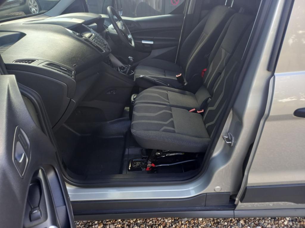 FORD TRANSIT CONNECT