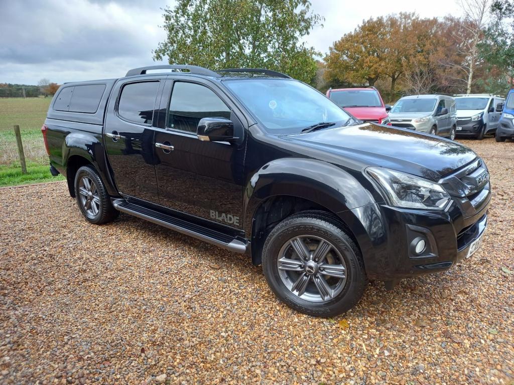 View ISUZU D-MAX BLADE DCB