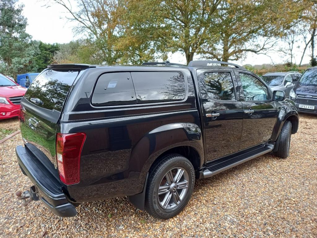 ISUZU D-MAX