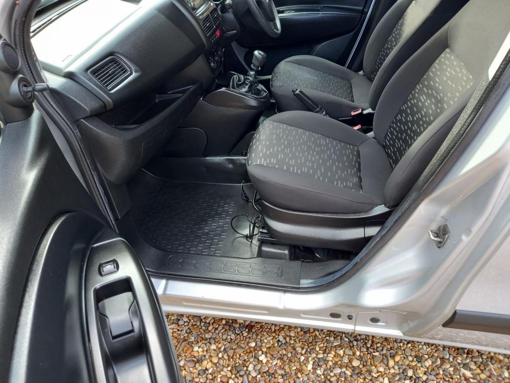 VAUXHALL COMBO