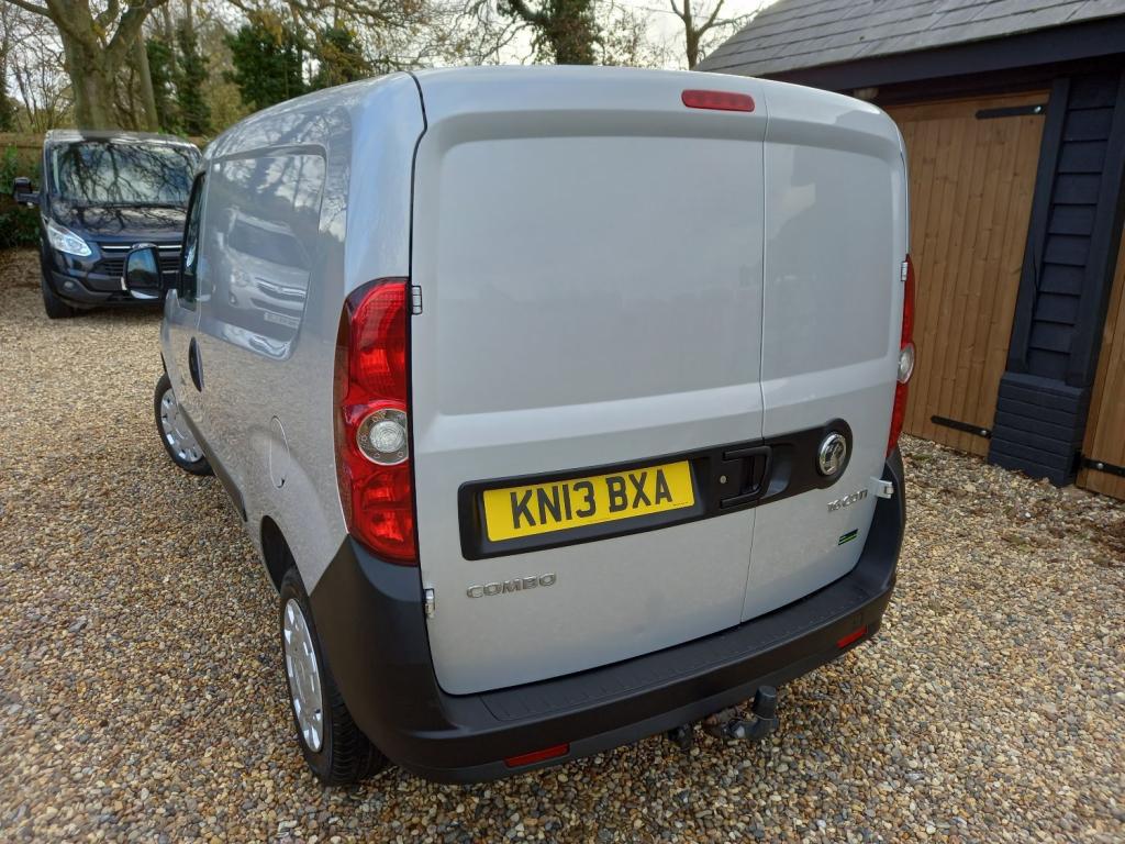 VAUXHALL COMBO