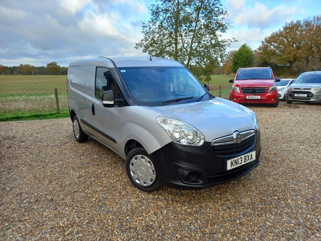 View VAUXHALL COMBO 2000 L1H1 CDTI SS
