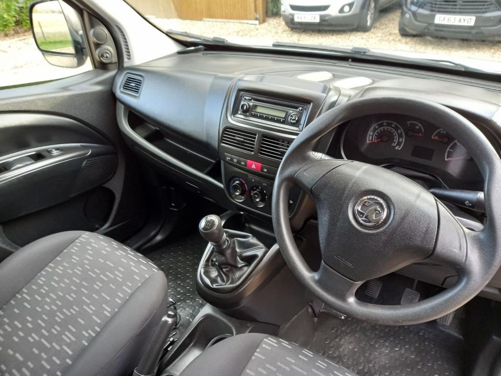 VAUXHALL COMBO