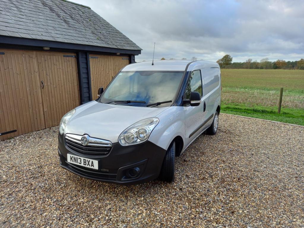 VAUXHALL COMBO
