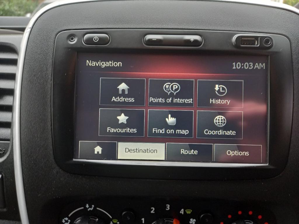 RENAULT TRAFIC